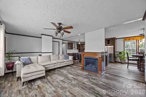 Living - 14 Harkins Ln, Marshall, NC 28753 photo 1 of 3