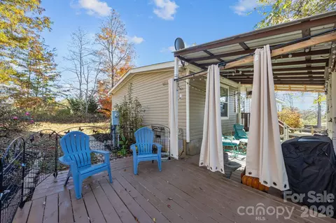 Exterior - 14 Harkins Ln, Marshall, NC 28753 photo 6 of 11