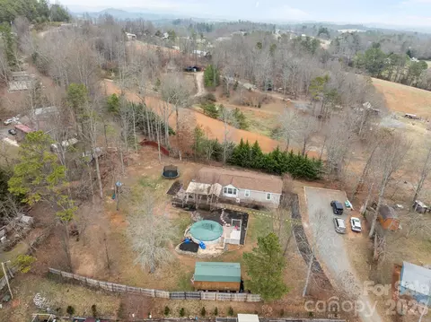 View/Area - 14 Harkins Ln, Marshall, NC 28753 photo 4 of 7