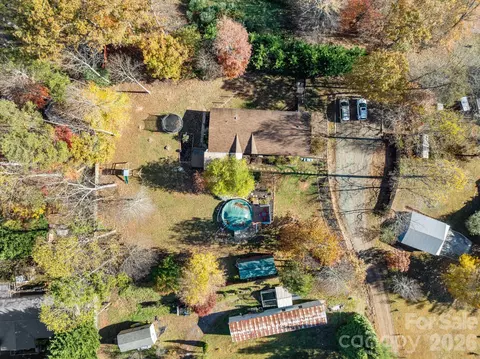 View/Area - 14 Harkins Ln, Marshall, NC 28753 photo 3 of 7