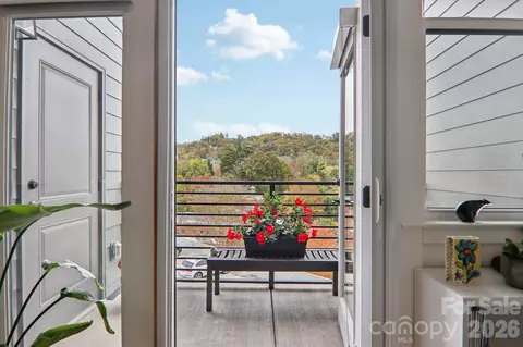 55 S Market 407 St #407, Asheville, NC 28801