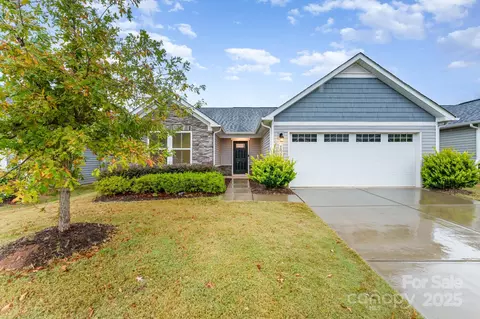 6017 Bellastead Dr, Charlotte, NC 28214