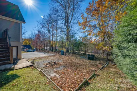 Exterior - 291 Pine St, Boone, NC 28607 photo 4 of 6