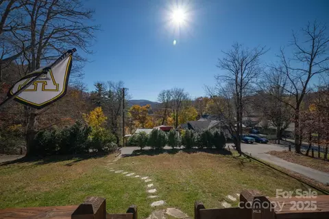 Exterior - 291 Pine St, Boone, NC 28607 photo 3 of 6