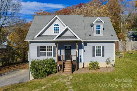 291 Pine St, Boone, NC 28607