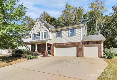 3126 Gilroy Dr, Fort Mill, SC 29707