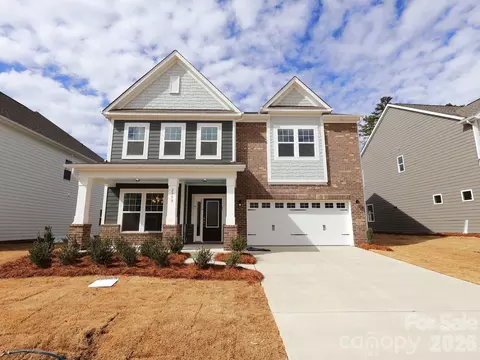 2950 Ballenger St, Concord, NC 28027