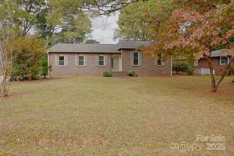 1780 Lumpkin Cir, Rock Hill, SC 29732