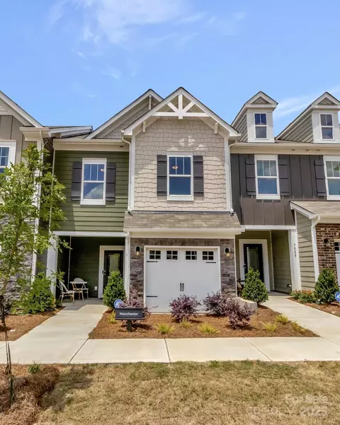 7012 Bentz St, Charlotte, NC 28269