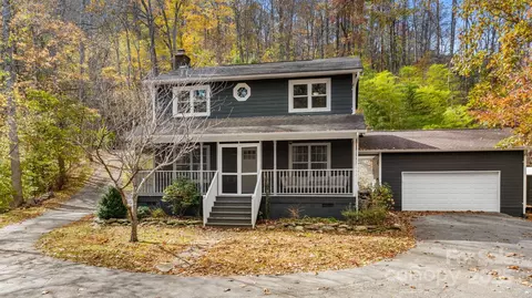219 Five Star Dr, Glenville, NC 28736