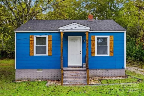 126 S Jackson Rd, Lancaster, SC 29720
