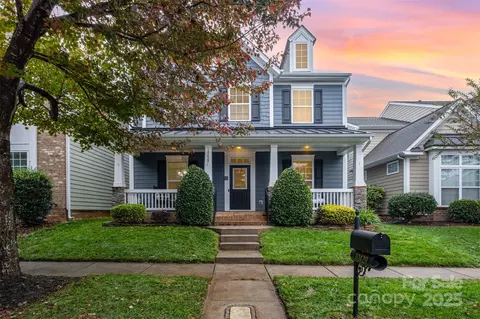 10429 Royal Winchester Dr, Charlotte, NC 28277