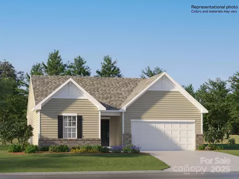 221 W 18th St, Kannapolis, NC 28081