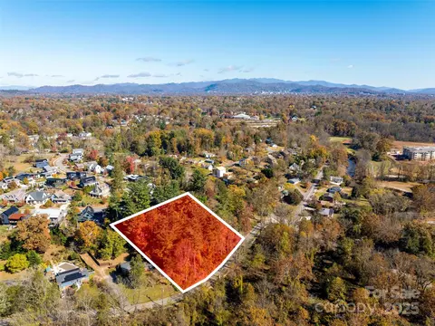 Wendover Road, Asheville, NC 28806