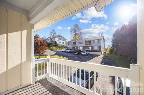 43 Nazarene 4 Way #4, Waynesville, NC 28785