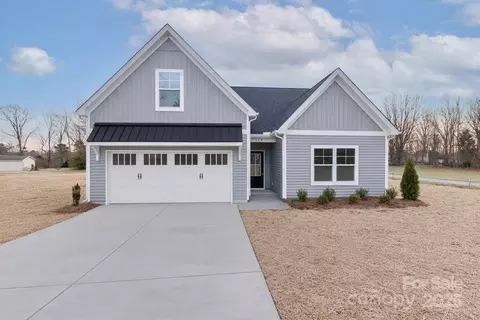 269 Monticello Rd, Statesville, NC 28625