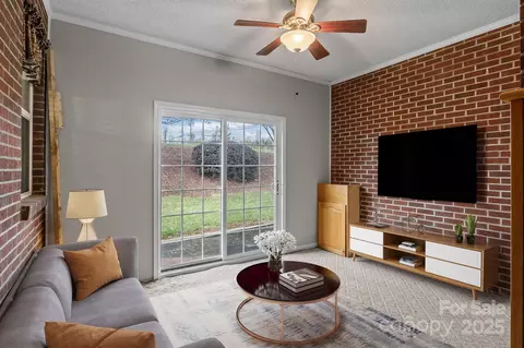 Living - 3923 Sage Ct, Denver, NC 28037 photo 4 of 4