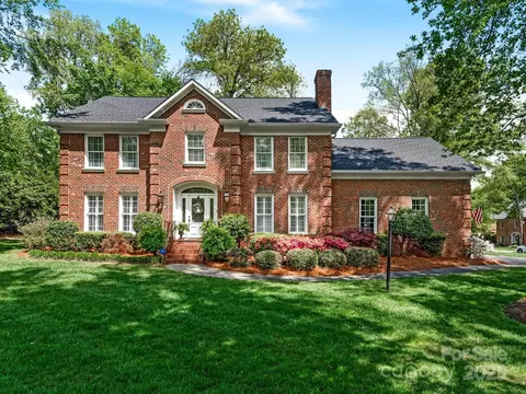 9908 Chatham Oaks Trl, Charlotte, NC 28210