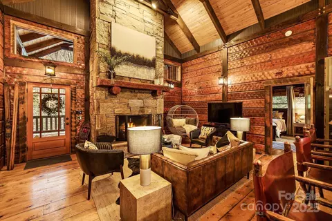 133 Buckeye Ridge Rd, Beech Mountain, NC 28604 photo 2