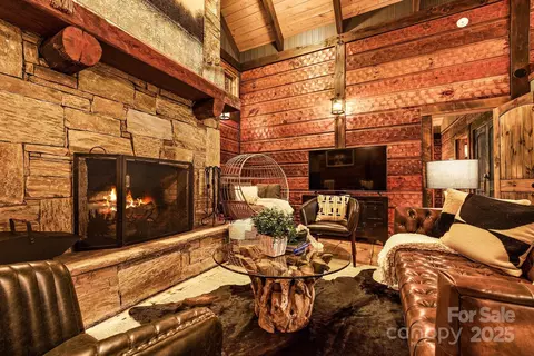 133 Buckeye Ridge Rd, Beech Mountain, NC 28604 photo 4