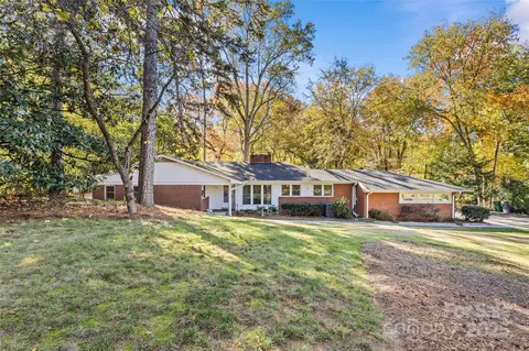 4024 Sherbrooke Dr, Charlotte, NC 28210