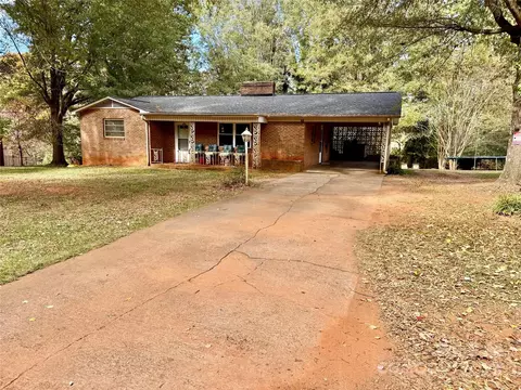 759 Lippard Farm Rd, Statesville, NC 28625