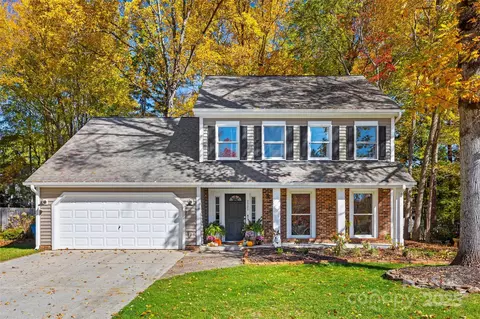 2923 Summerland Dr, Matthews, NC 28105