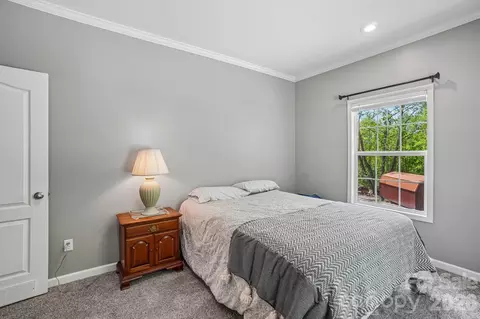 Bedroom - 590 Willow Ln, Marshall, NC 28753 photo 3 of 5
