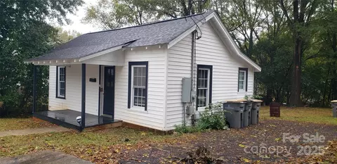 554 Carver St, Kannapolis, NC 28083