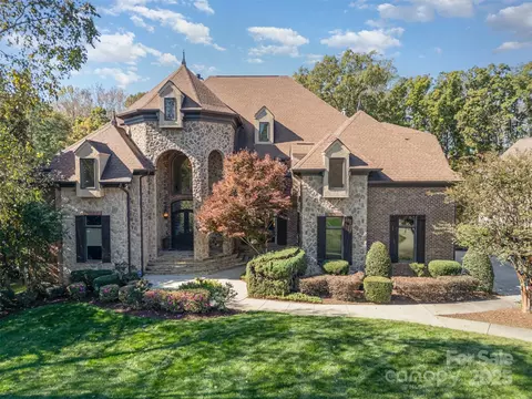 1610 Lookout Cir, Waxhaw, NC 28173