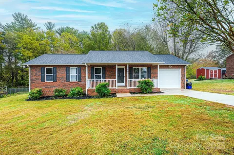 403 Forest Dr, Maiden, NC 28650