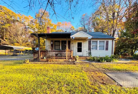 1116 W Davidson Ave, Gastonia, NC 28052