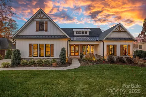 162 W Maranta Rd, Mooresville, NC 28117