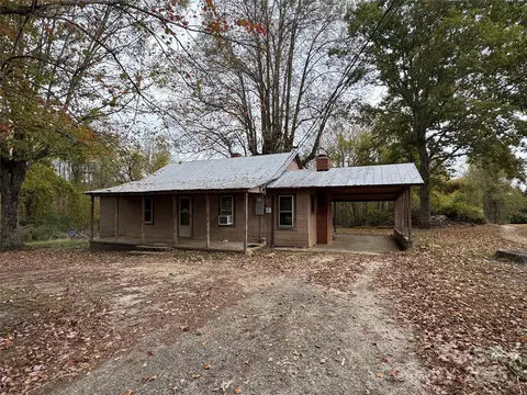 3016 S Center Church Rd, Thurmond, NC 28683