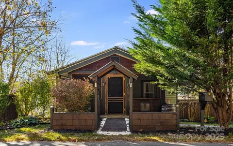 209 Glendale Ave, Asheville, NC 28803