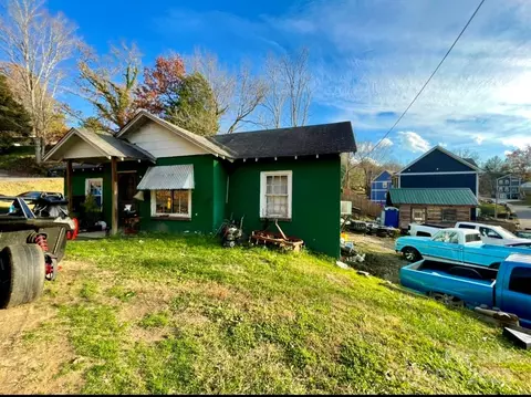 130 Lookout Rd, Asheville, NC 28804