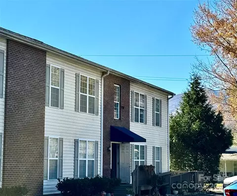 237 Camelot B Dr #B, Waynesville, NC 28786