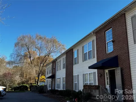 237 Camelot B Dr #B, Waynesville, NC 28786