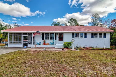 2774 Lockhart Rd, Kershaw, SC 29067
