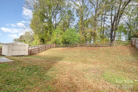 Exterior - 1160 Tangle Ridge Se Dr SE, Concord, NC 28025 photo 2 of 3
