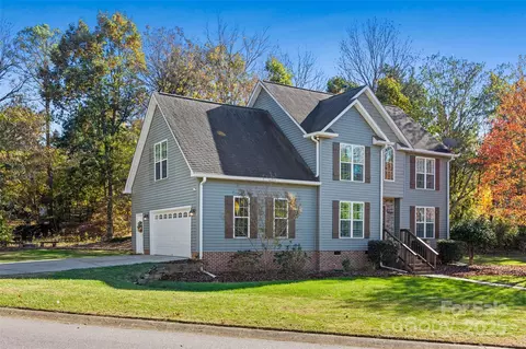 7729 Orchard Park Cir, Harrisburg, NC 28075