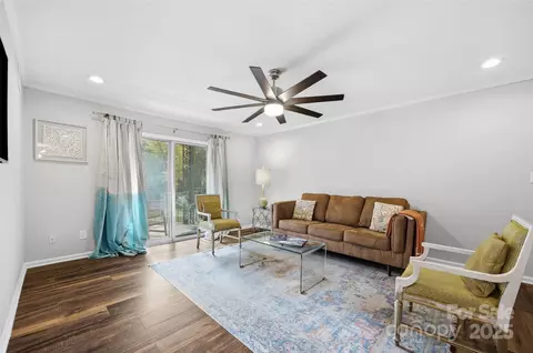 4739 Hedgemore O Dr #O, Charlotte, NC 28209