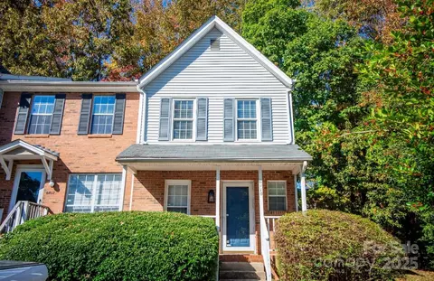 6410 Windsor Gate Ln, Charlotte, NC 28215
