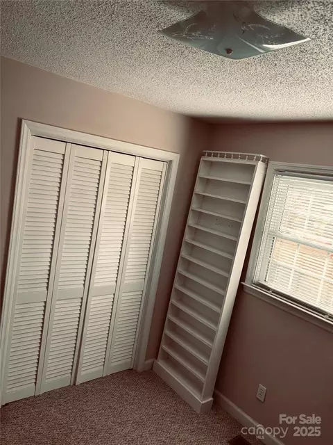 Bedroom - 4211 Wolf Pond Rd, Monroe, NC 28112 photo 5 of 7