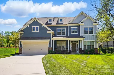 20422 Creek Bend Edge Ct, Matthews, NC 28105