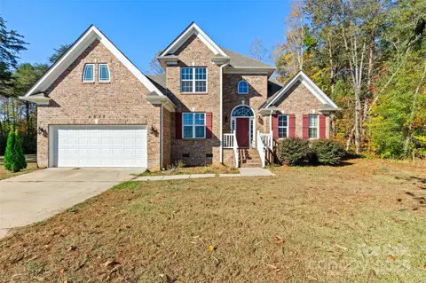 1030 Benson Dr, Cherryville, NC 28021