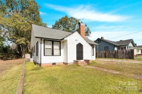 306 W Gay St, Lancaster, SC 29720