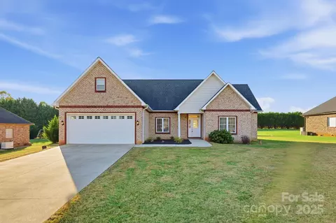 116 Postell Dr, Statesville, NC 28625
