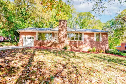 711 Groves St, Kings Mountain, NC 28086
