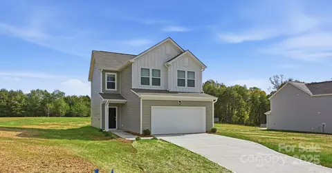 129 Pumice Dr, Statesville, NC 28625